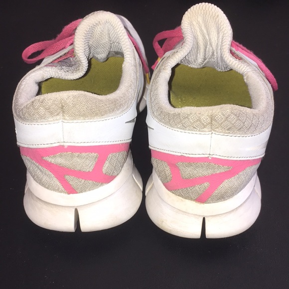 Nike Livestrong Free Run 2.0 Grey & Pink Sneakers - Picture 3 of 8